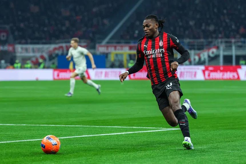 前教练：莱奥小时候的天赋只有C罗能与之相比