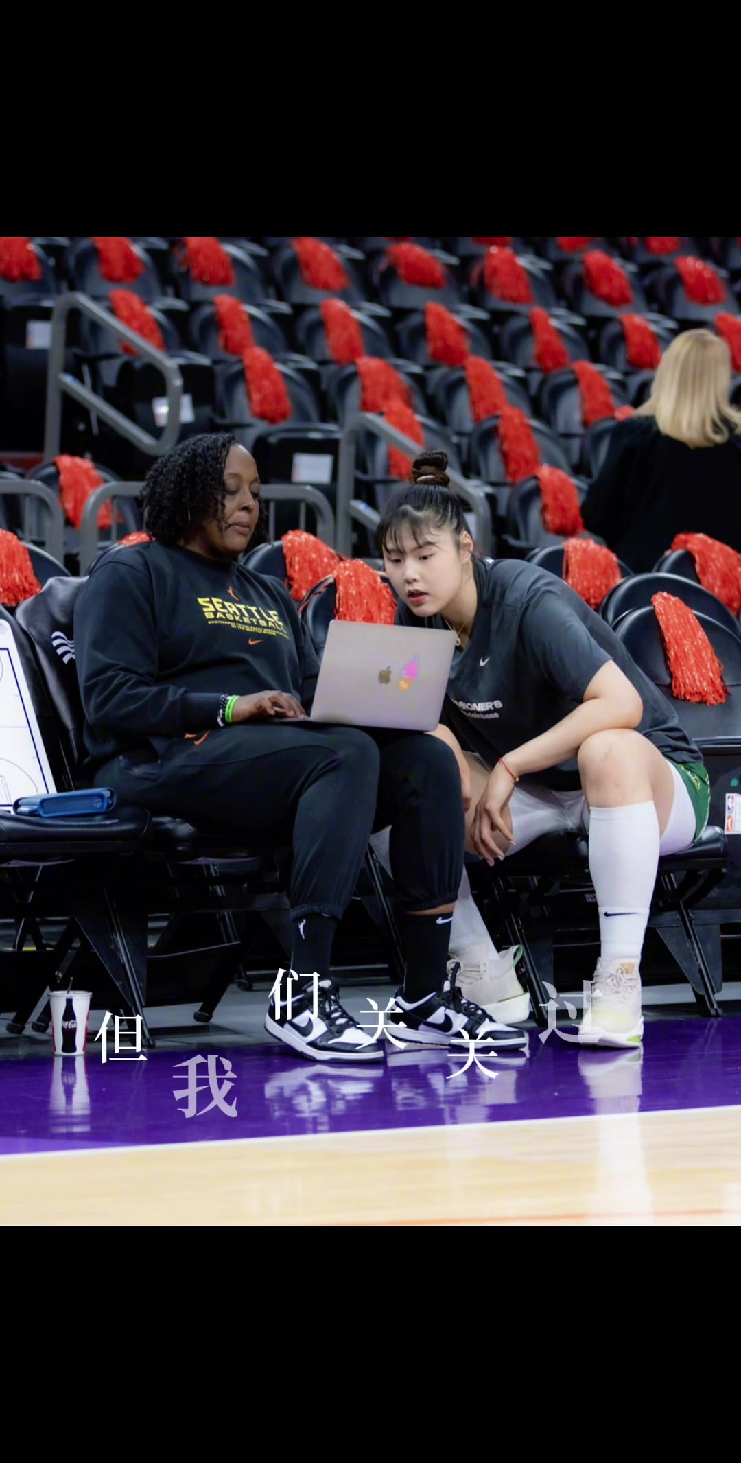 继续加油冲李月汝晒照勇敢说再见 才能被奖励新的开始