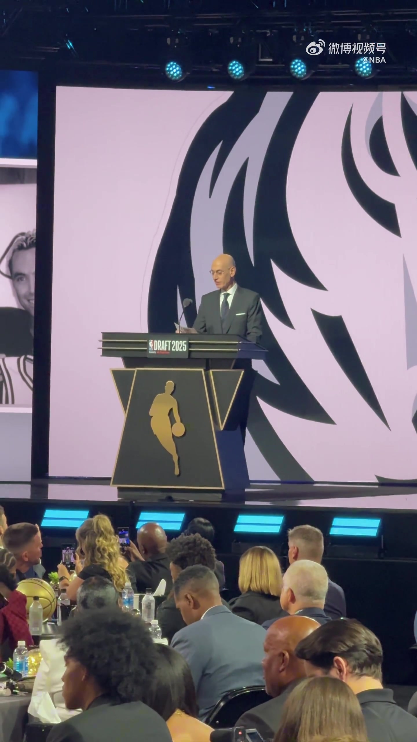 感受现场热烈氛围弗拉格当选状元现场版欢呼和掌声巨大