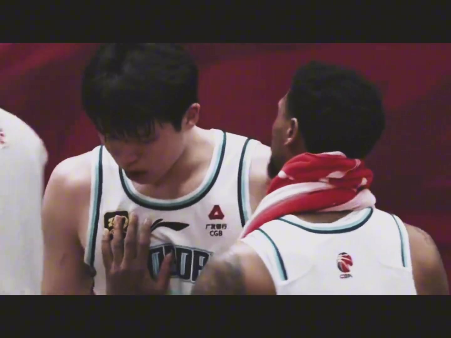 真的好胜杨瀚森此前季后赛打得急哭了如今努力打进了NBA