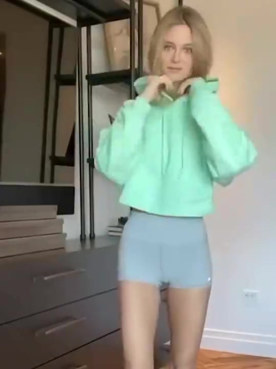 绝对的顶美乐福超模妻子拍换装长得那叫一个没毛病