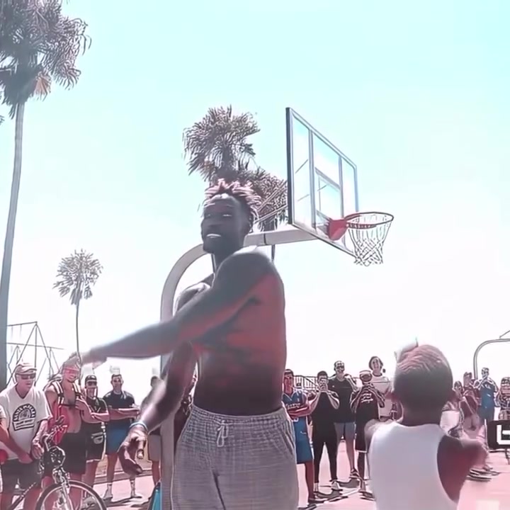 国外这么评价霍华德比肩LBJ的身体却不及他1的球商