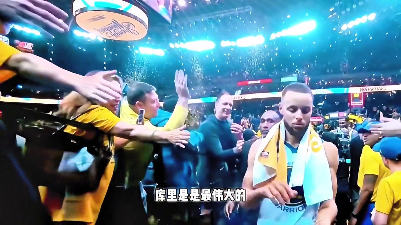 杨毅此前自中国有电视转播以来毫无疑问库里就是最伟大1号位