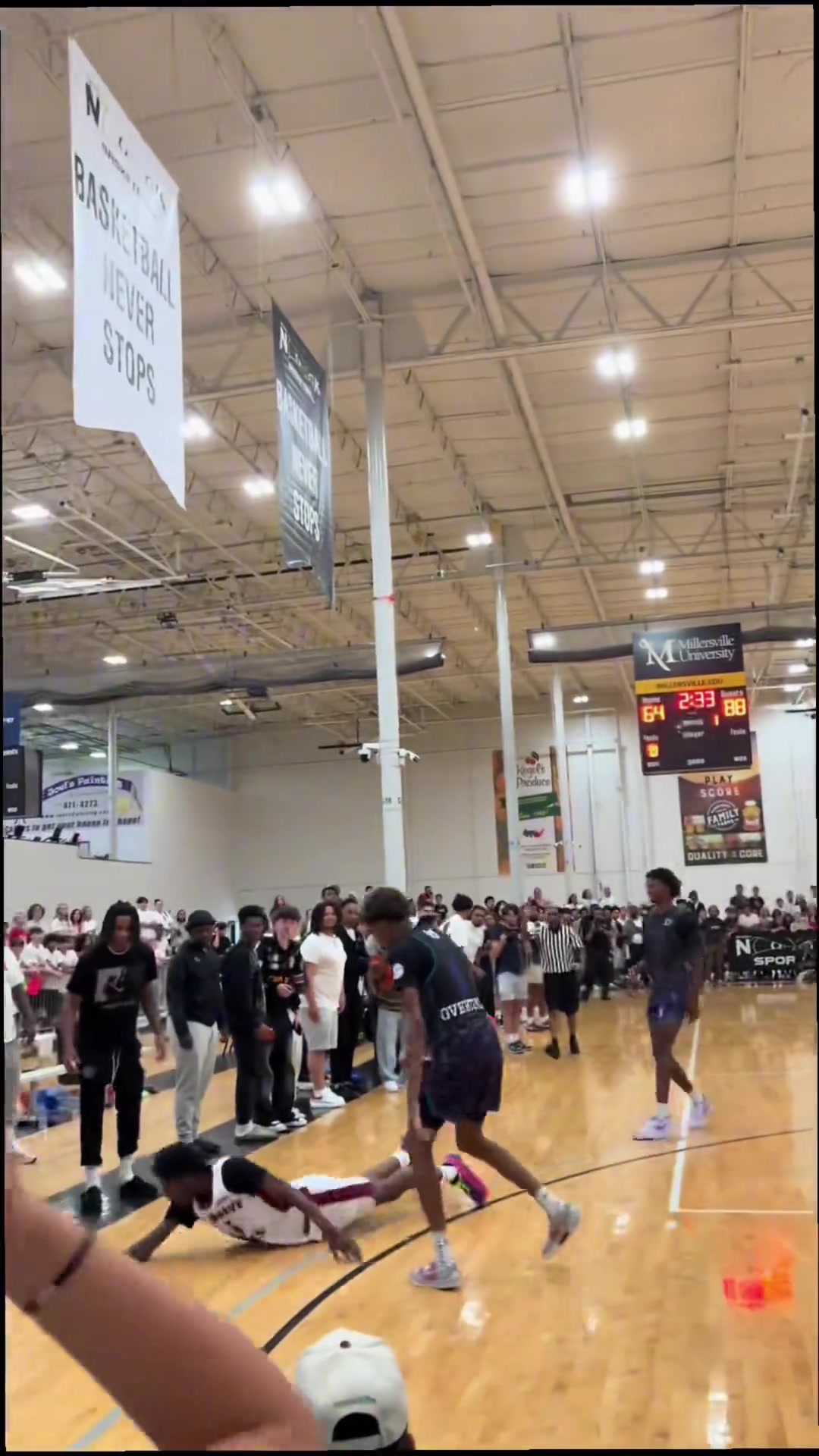 快走吧兄弟已经够丢人得了