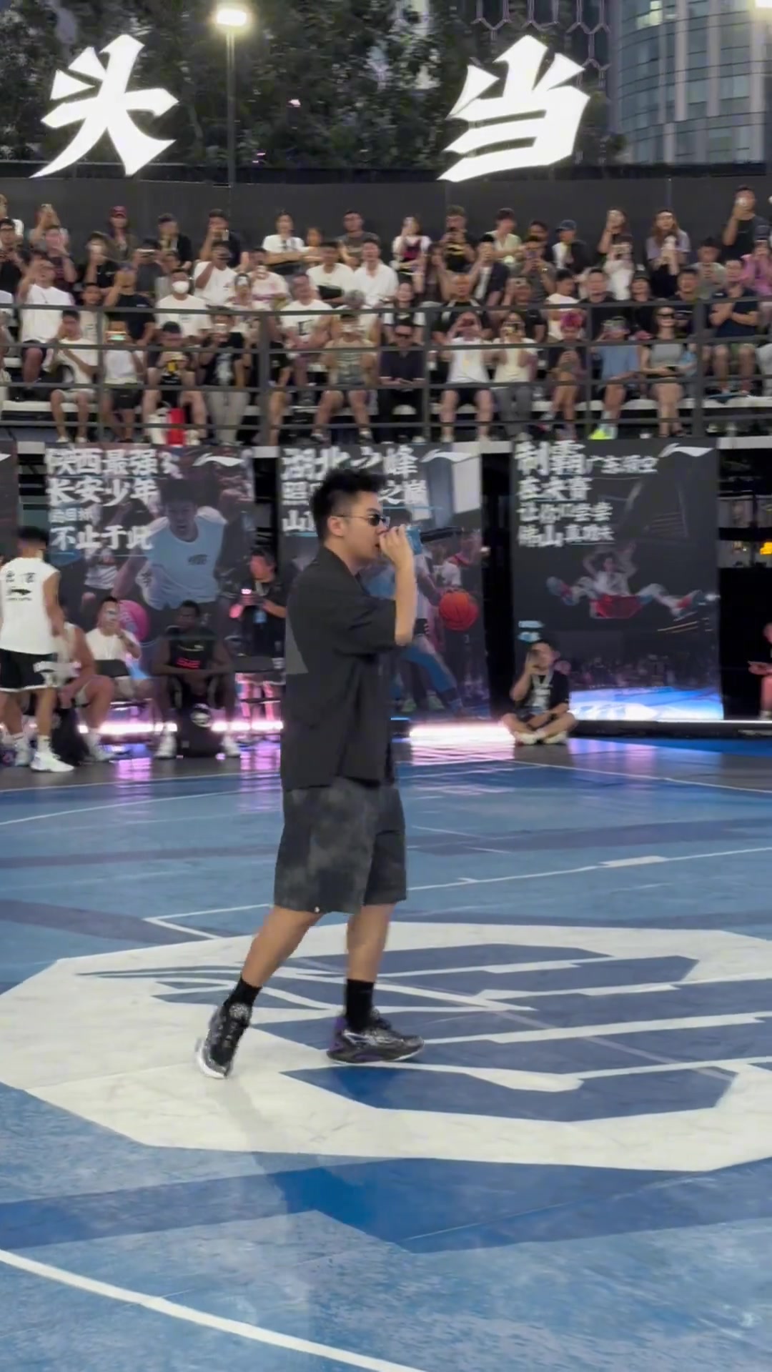 说唱歌手揽佬和吉米巴特勒一起来财