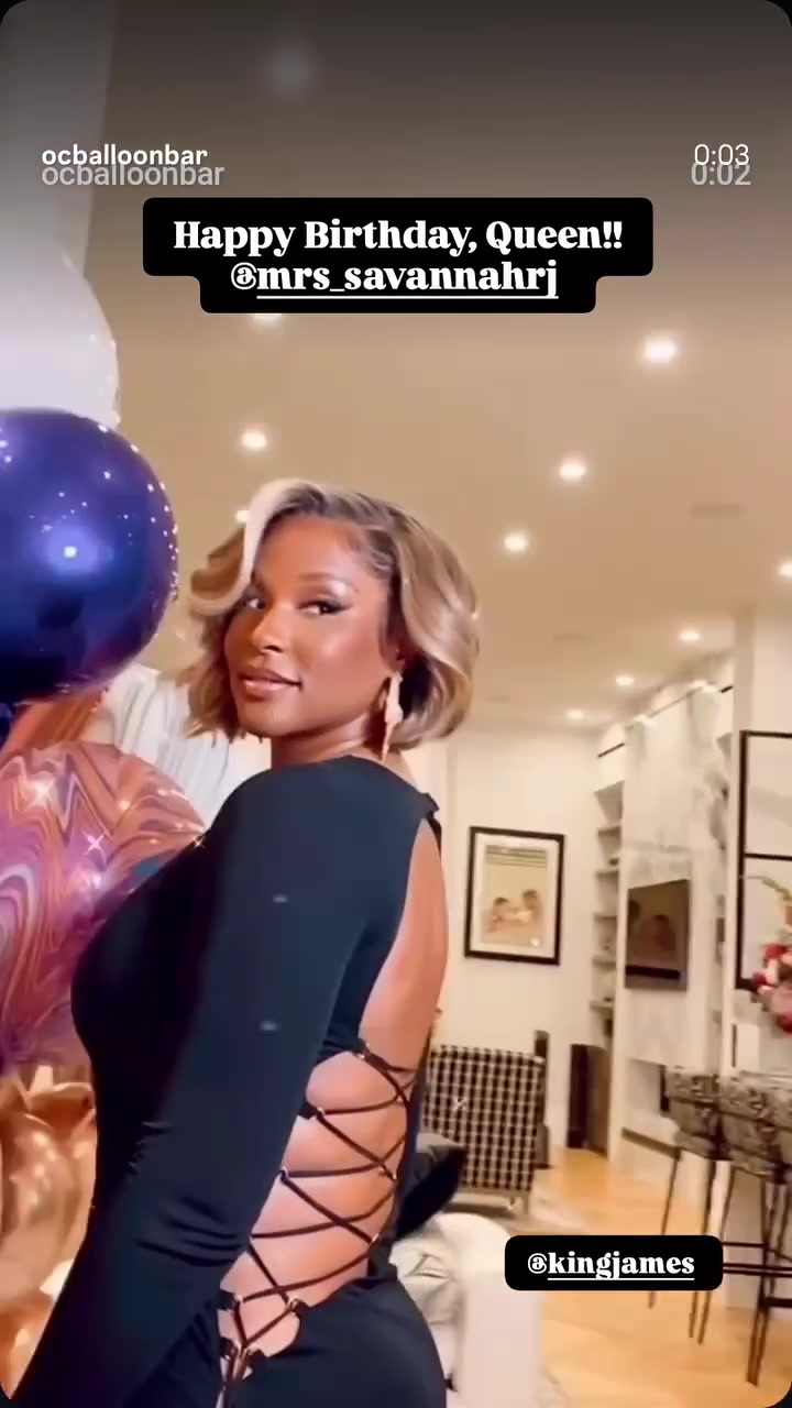 老詹妻子萨瓦娜这身装扮什么水平感觉欣赏不来啊