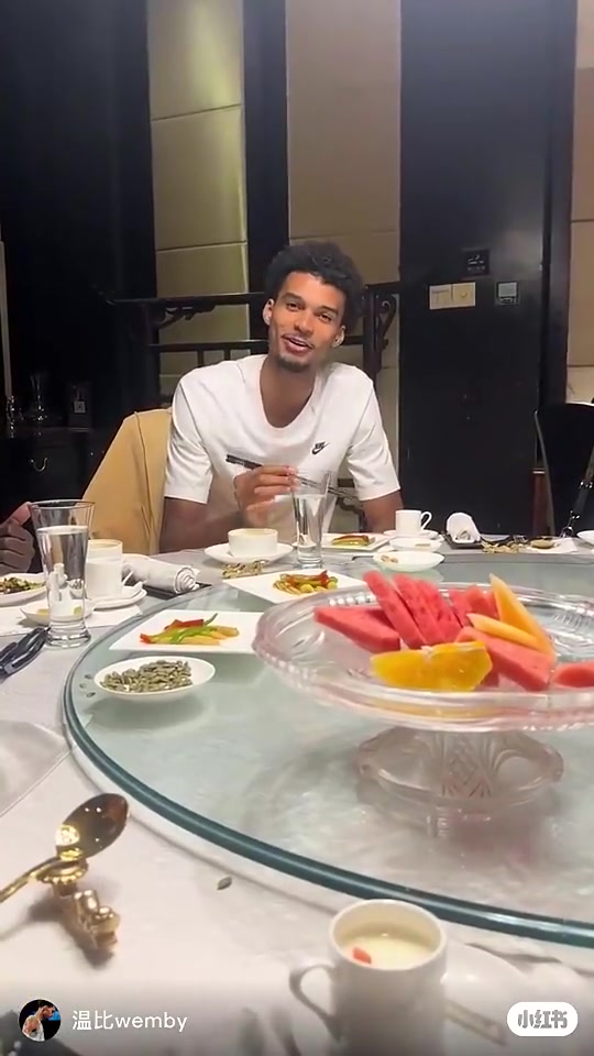 姓文的速速归化文班亚马此前开嗓秀中文居然会唱一剪梅