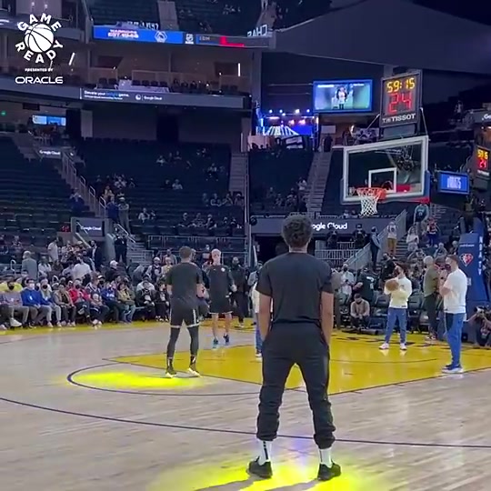 库里的赛前训练有时候真感觉比看一场NBA比赛还过瘾