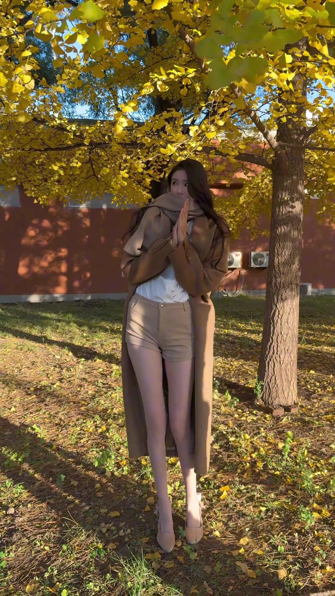 女篮前国手许诺秋冬时尚大片这腿真的没有拉长么