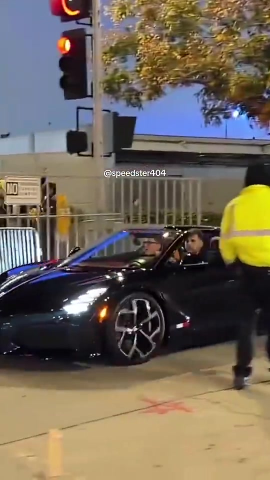 吧友早餐钱东契奇的布加迪跑车限量99台售价580万美金