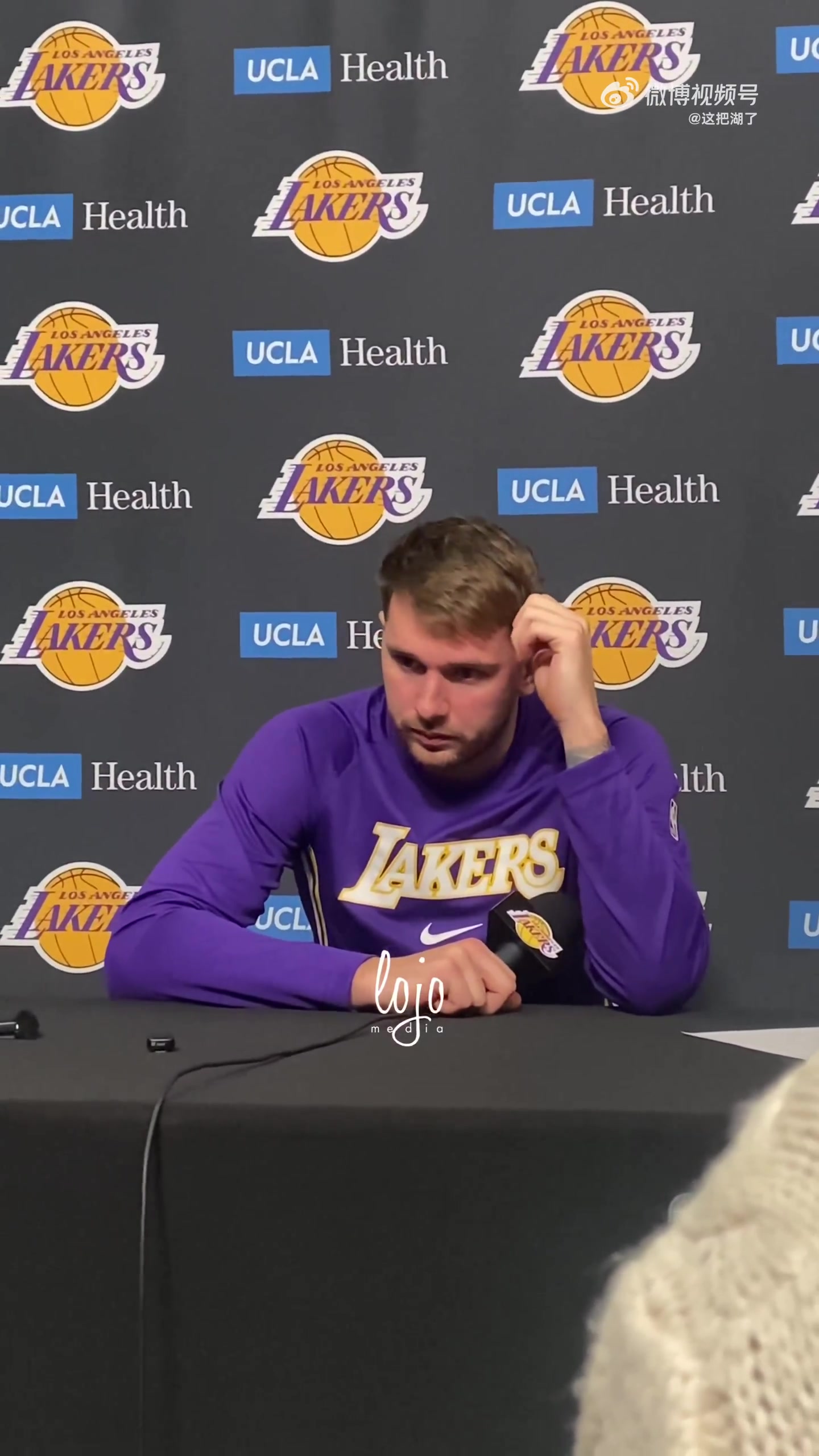 东契奇主动揽责今天输球在我 不该在一场比赛里有9误