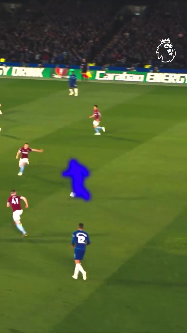 最简单的一集根据剪影猜球员车迷们应该秒答吧