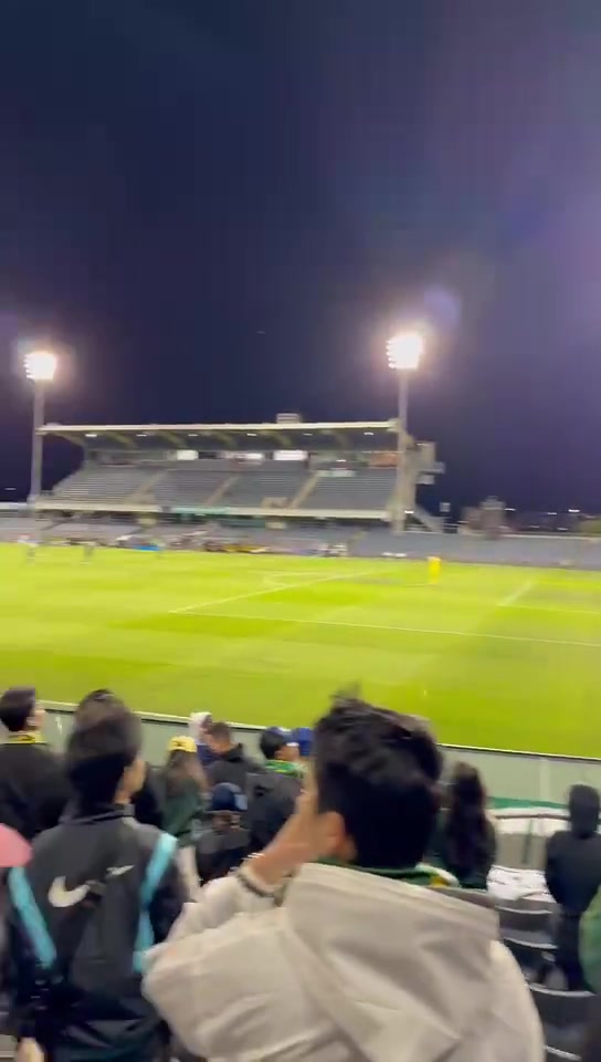 大过节添堵国安远征球迷在客场高喊丢人现眼