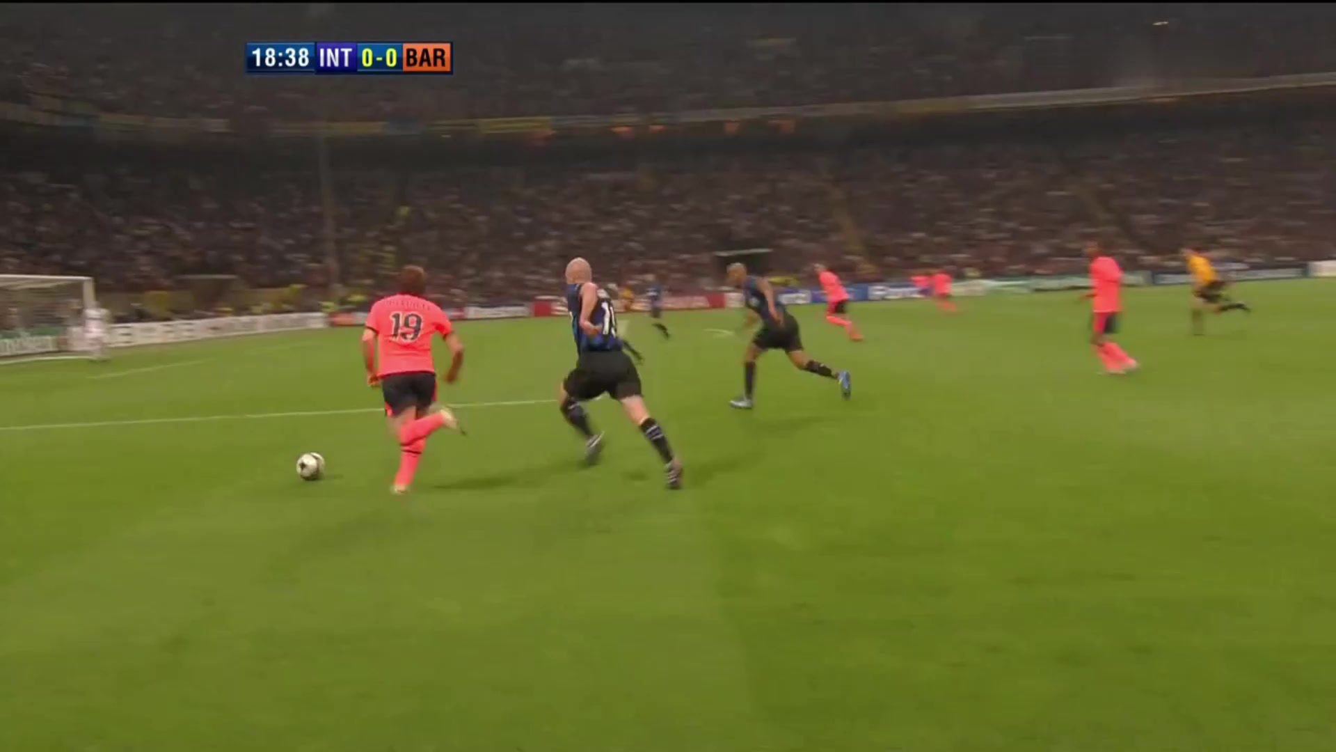 保卫地球战役2010年欧冠经典国米3-1掀翻巅峰巴萨