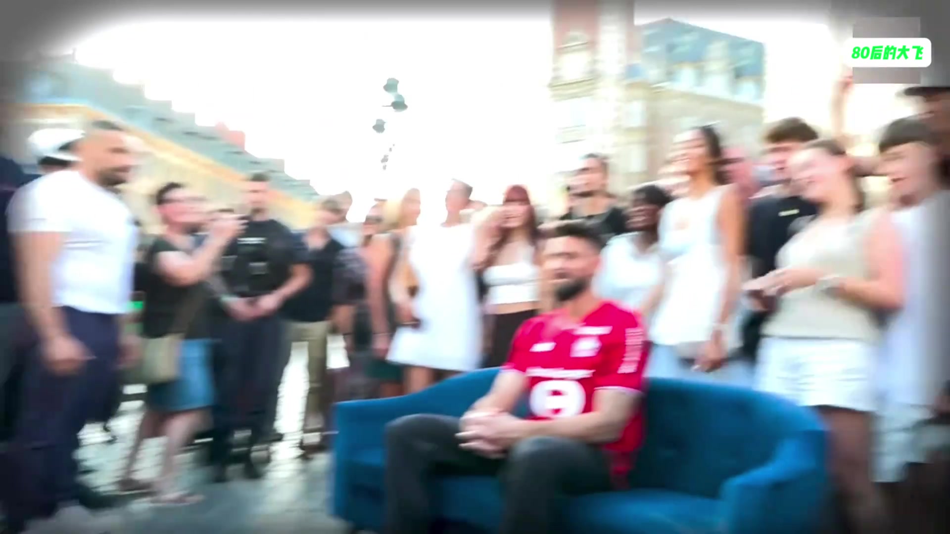 越老越帅38岁的吉鲁重返法甲看看加盟里尔的一天是怎么度过的