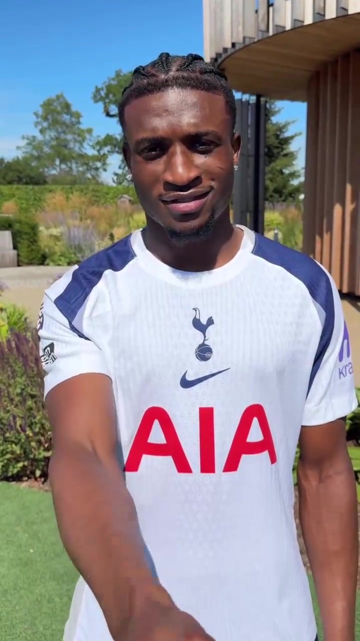 哪个天才想出这么拍视频的范德文和库杜斯正式握手和解