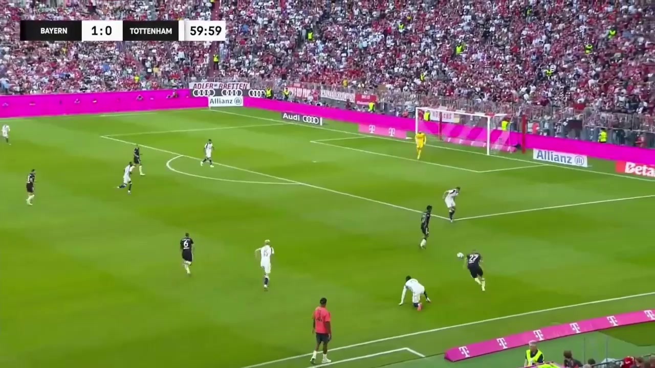 莱默尔断球助攻科曼内切打入死角拜仁2-0领先热刺