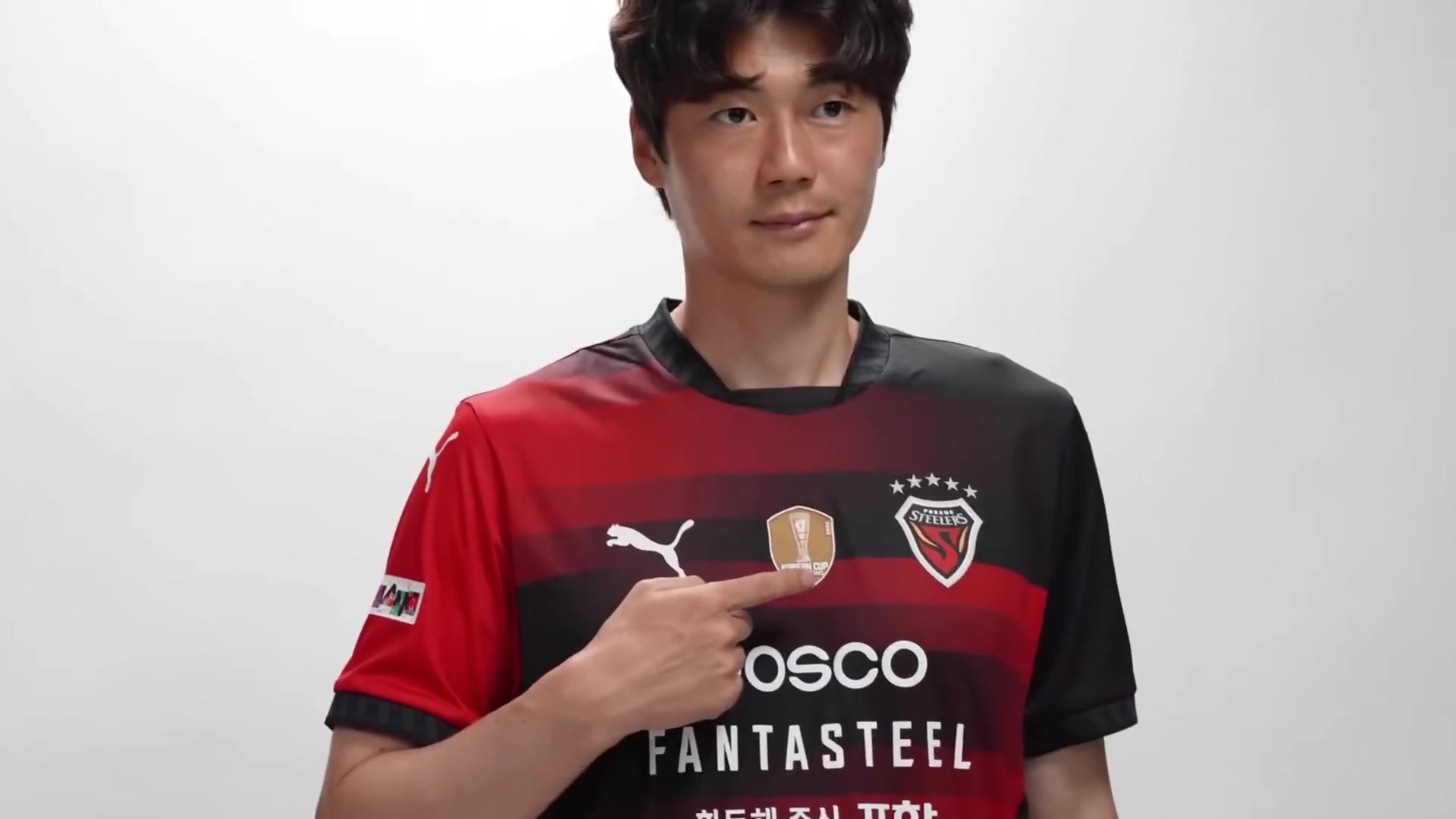 首尔名宿奇诚庸转投死敌球迷破防给俱乐部办白事