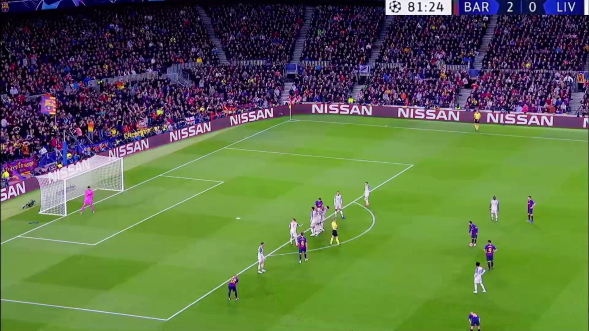 打利物浦这球是不是梅西生涯最精彩任意球詹俊直呼球王梅西