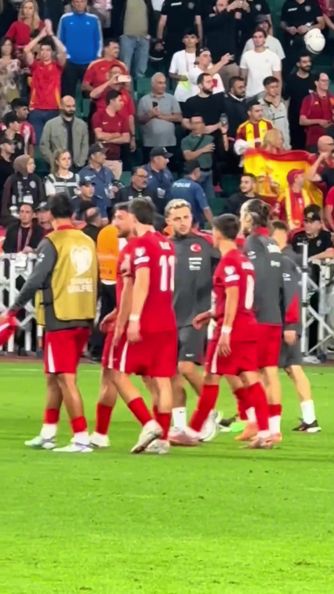 0-6惨败西班牙居勒尔赛后十分失落