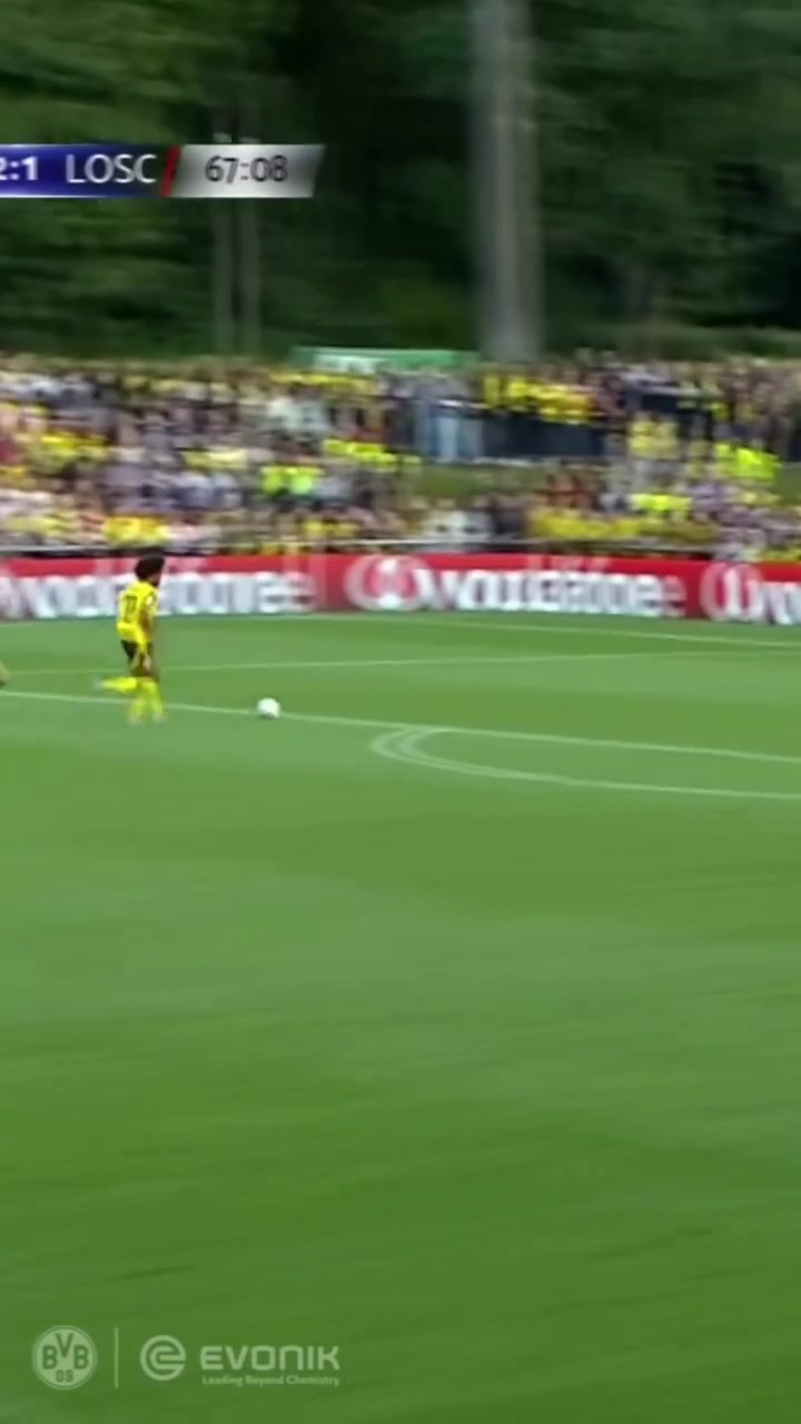 黄色法拉利回来了阿德耶米友谊赛上演竞速模式