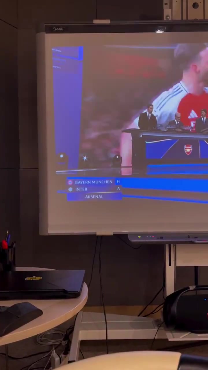 起飞欧冠抽到阿森纳阿拉木图凯拉特球员全体嗨翻狂欢