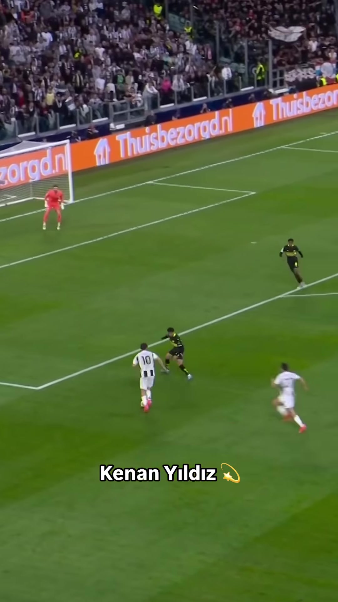 两代10号欧冠官方晒伊尔迪兹精彩兜射皮耶罗既视感