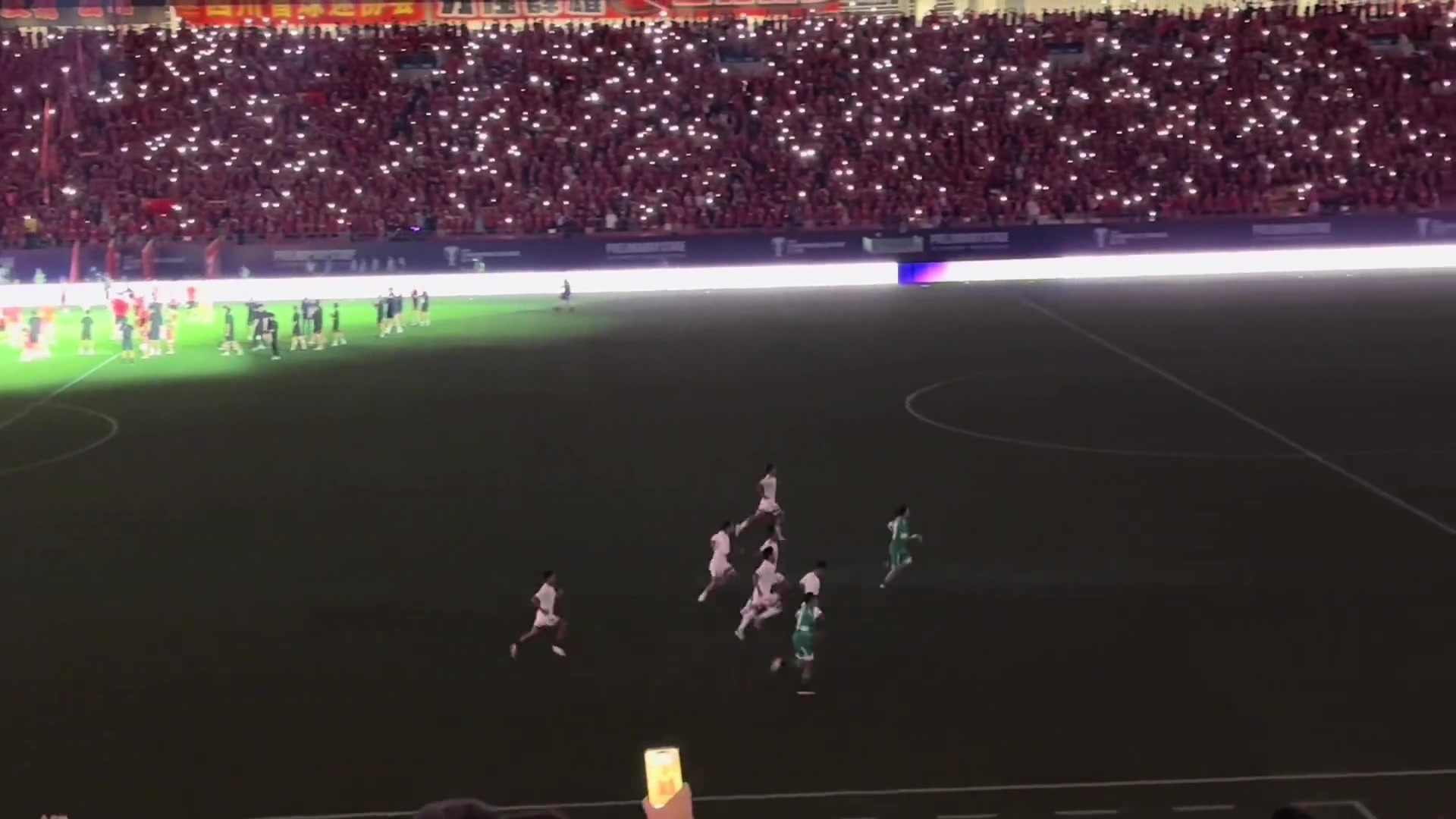 曼谷联输球后未登场的替补加练个别打满全场的也在加练