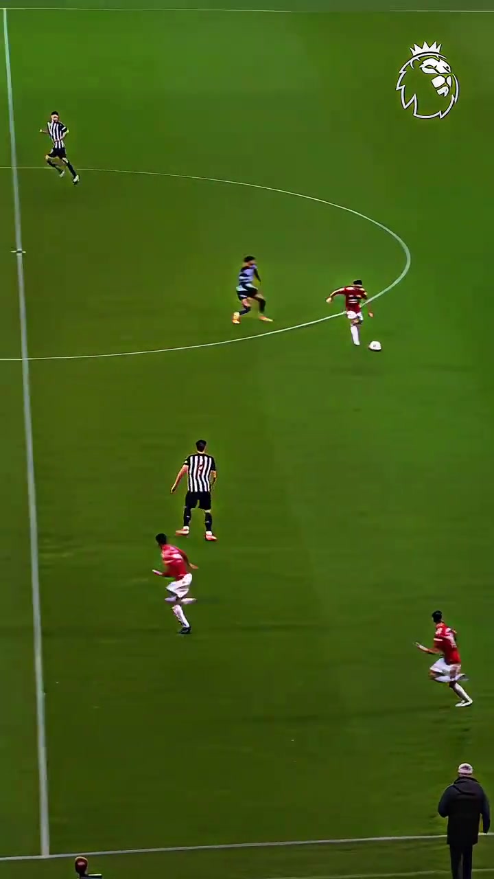 那时充满无限希望现在的曼联还能看到这样的防守反击吗