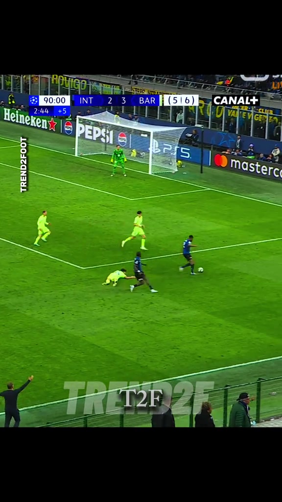 仍心潮澎湃网友国米本赛季踢得最好的一场比赛献给了巴萨