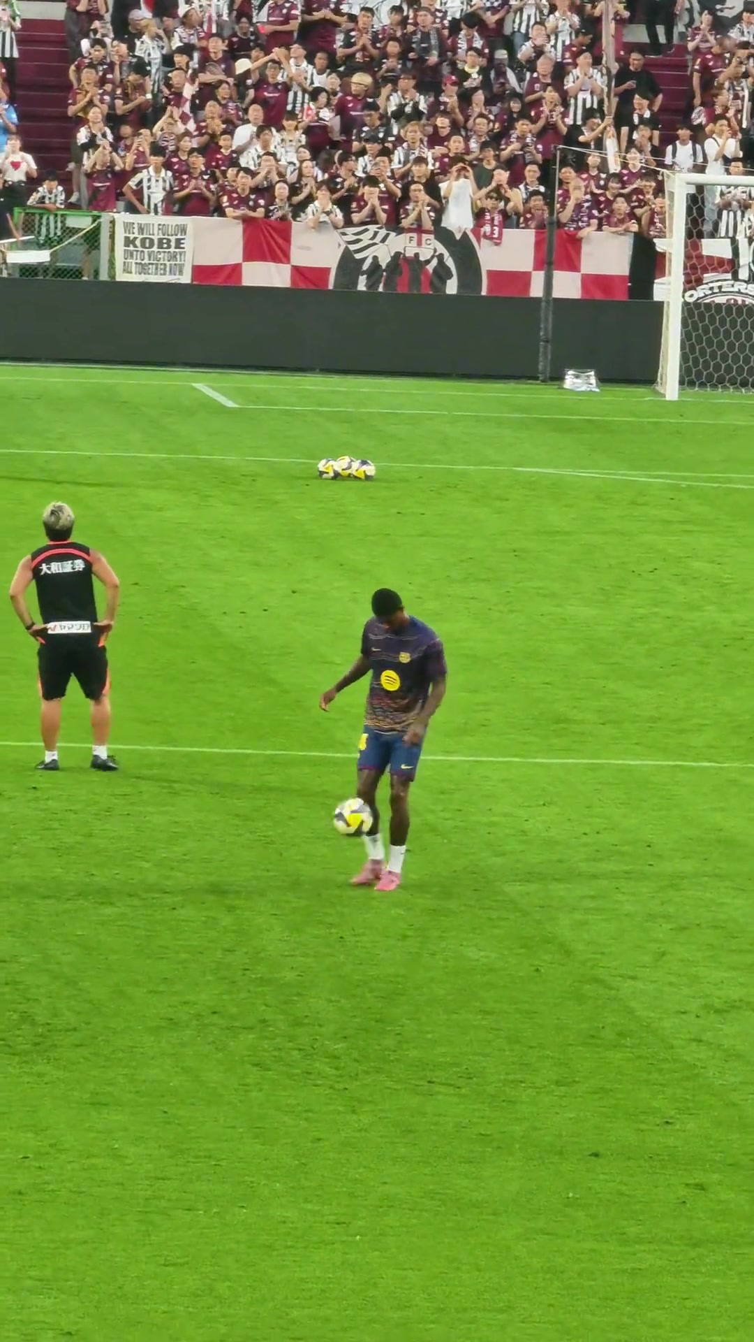 拉什福德听说加盟巴萨要考颠球轻松拿捏