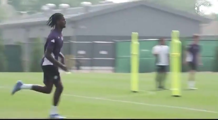 曼联最近增加了射门训练红魔需要更多进球