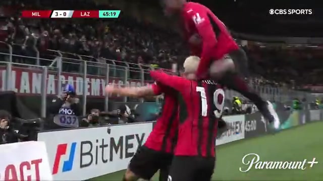 不小心跳高了名场面莱奥找队友庆祝结果