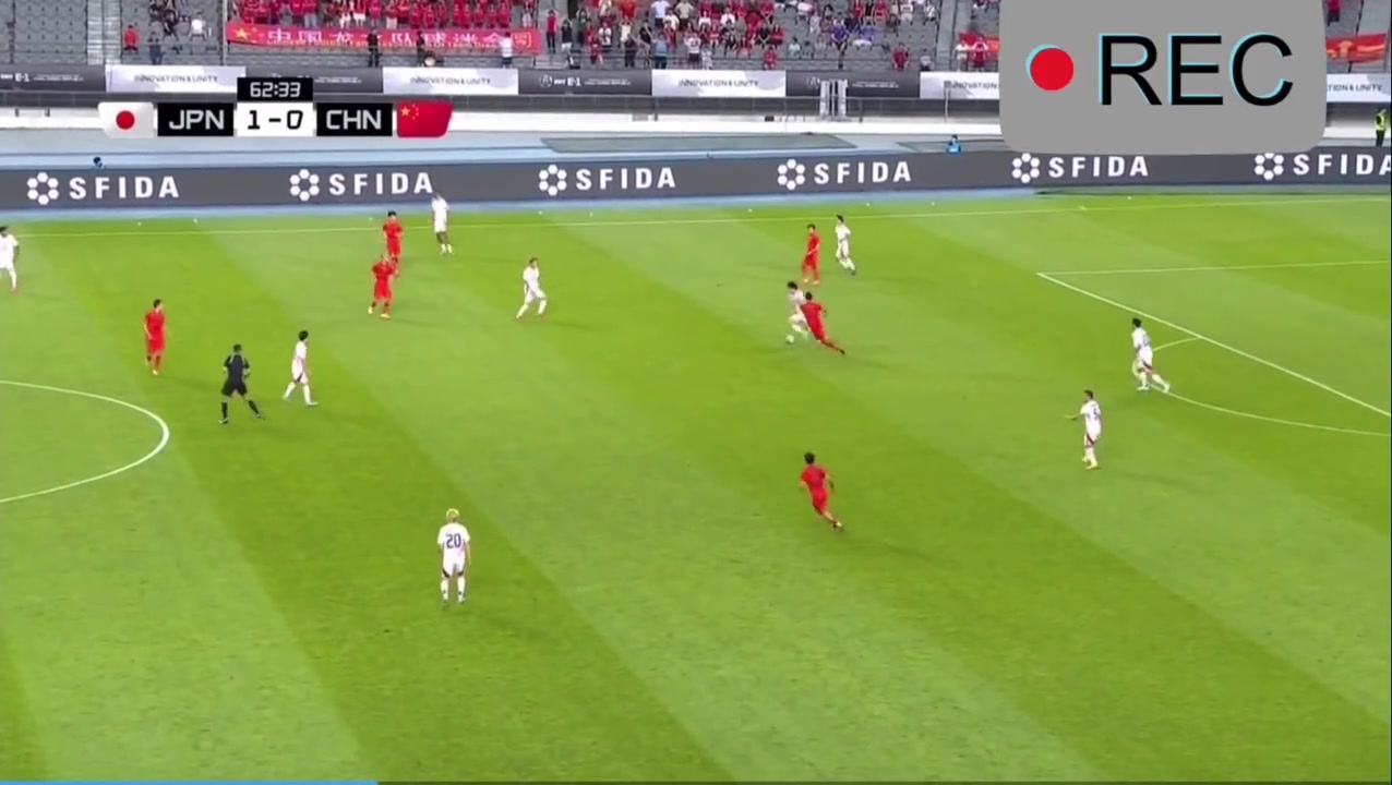 犯规不是犯罪董路先别学日本人的技术了先学学怎么犯规吧