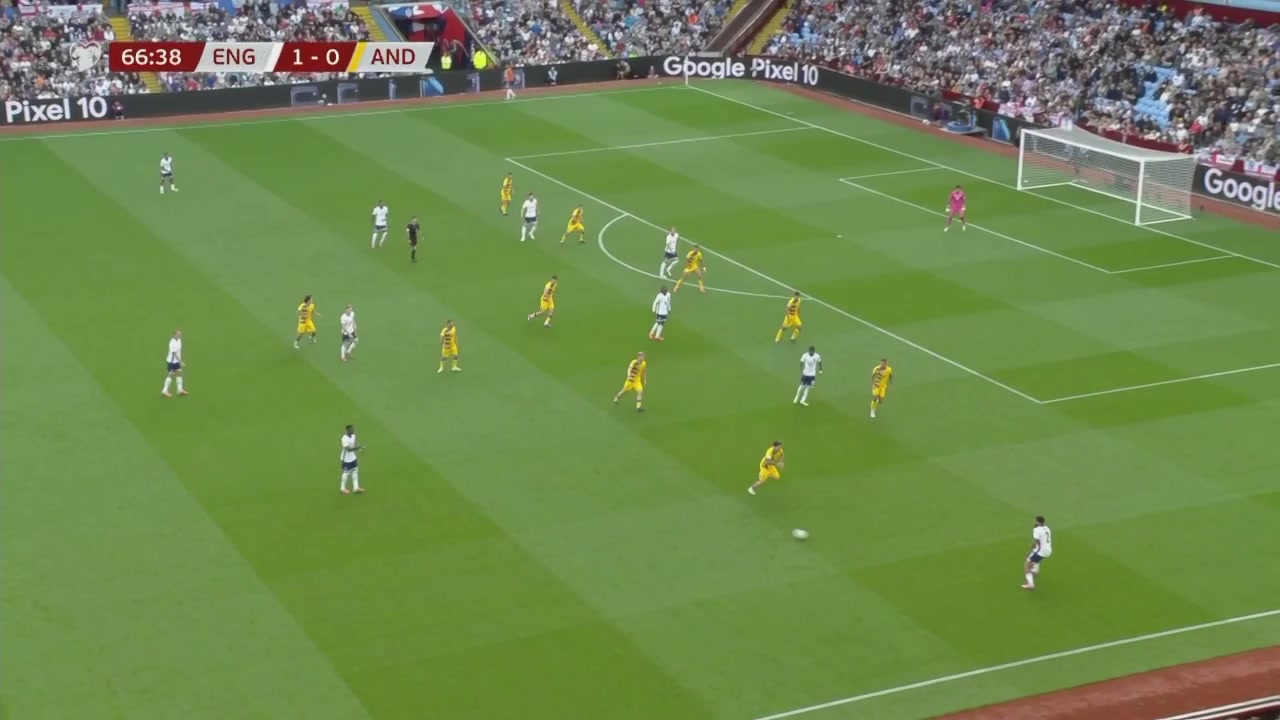 里斯-詹姆斯绝美弧线球传中助攻赖斯后点头球攻门得手