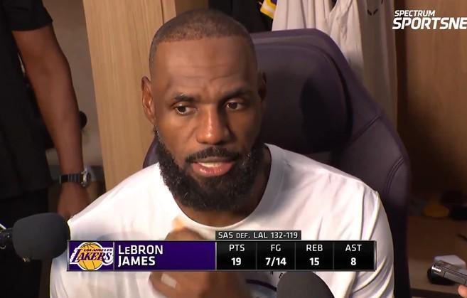 詹姆斯：我不在乎NBA杯，有没有它都无所谓，我就是喜欢打球